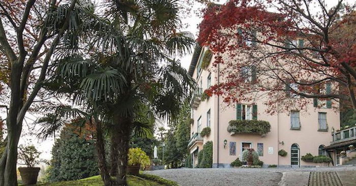 Donatella Versace ha acquistato Villa Mondadori a Meina 