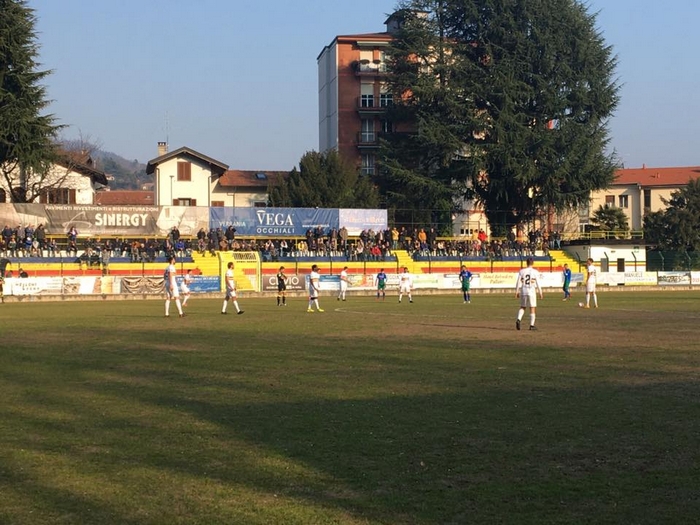 Verbania travolto dal Seravezza e ultimo in classifica
