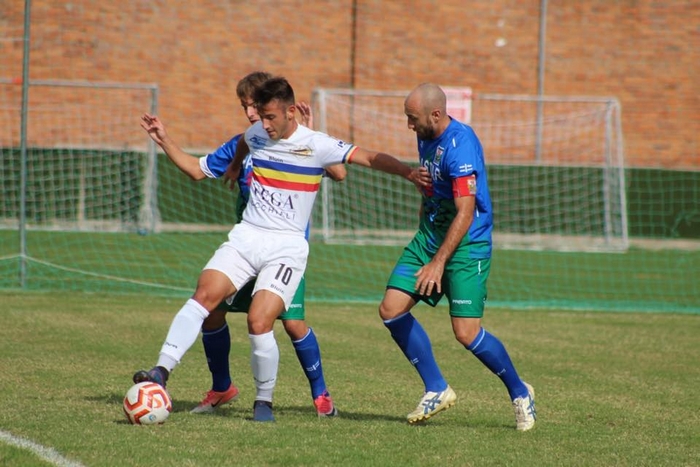 Il Verbania pareggia 0-0 nel recupero e risale la classifica