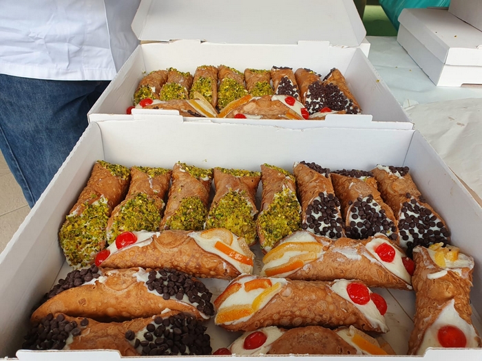cannoli due