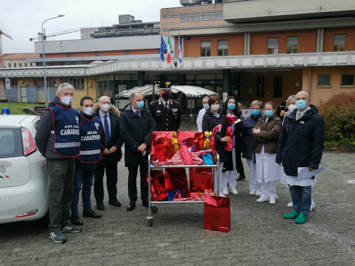 I doni alla Pediatria l'ultimo gesto del presidente dei carabinieri volontari
