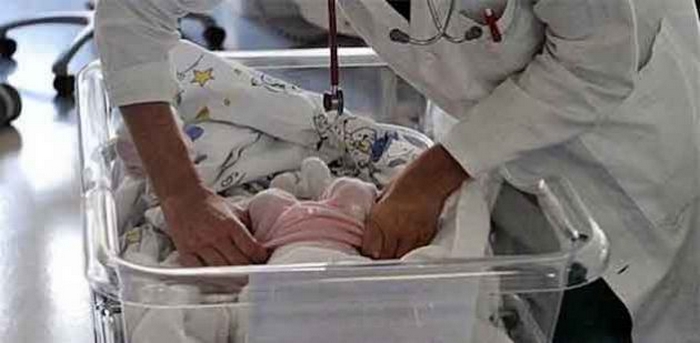 Vco, 595 “cicogne” nel 2019. L’80% dei parti al “Castelli”