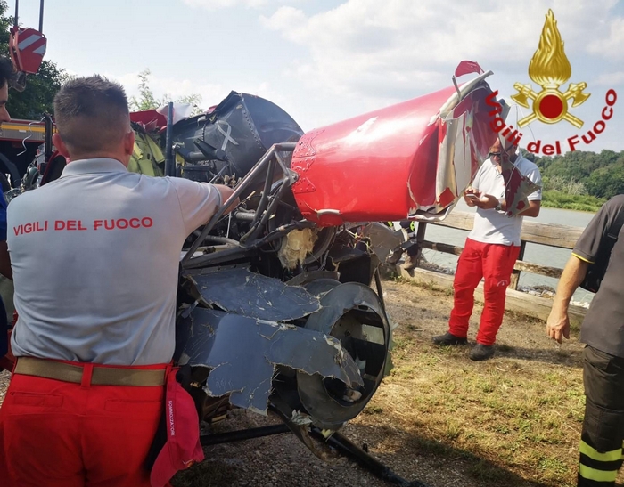 Riposa a Feriolo l’ex pilota Alitalia morto precipitando con l’elicottero nel Tevere