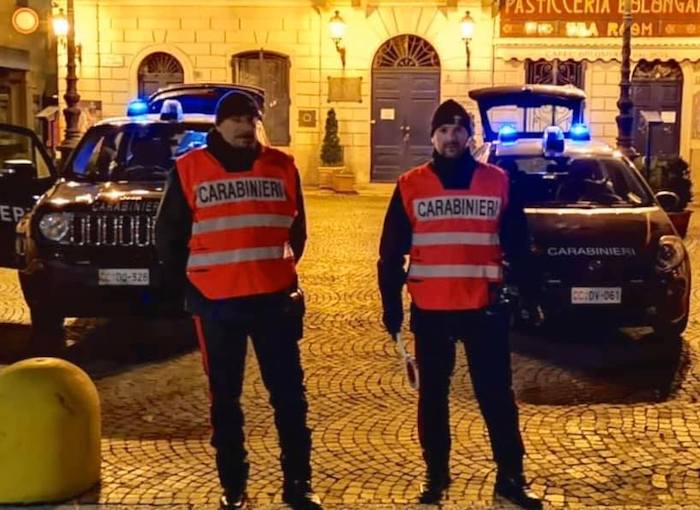 Coronavirus: a Stresa Carabinieri in campo h24 a favore di anziani e persone fragili 