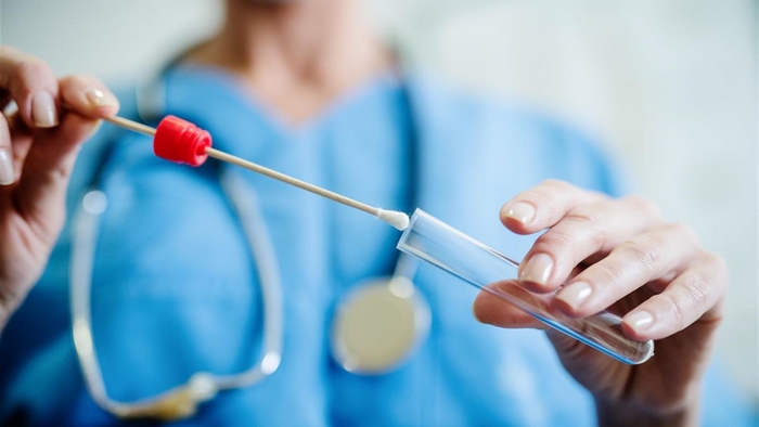 Tamponi del Covid-19 anche al laboratorio analisi di Verbania