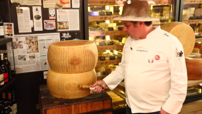 L'enogastronomia riparte da Cheese. A Bra il verbanese Buratti porta i formaggi di nicchia del Vco