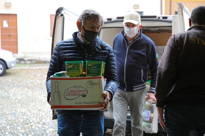 Dal gruppo Zacchera hotels sette quintali di generi alimentari alla Caritas