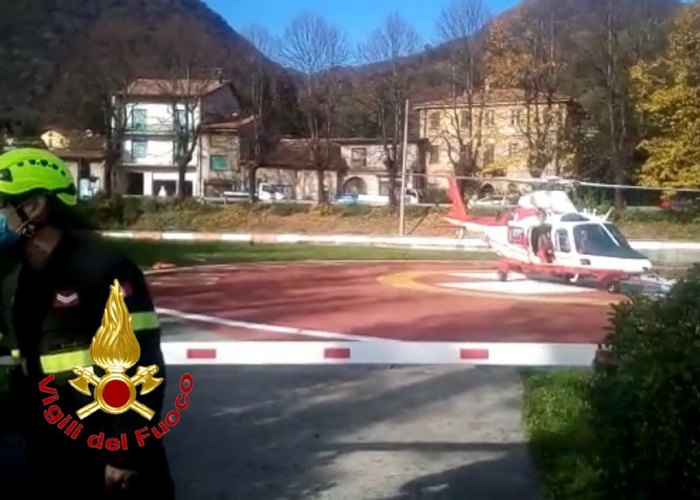 Escursionista accusa un malore in montagna: recuperato dall'elicottero