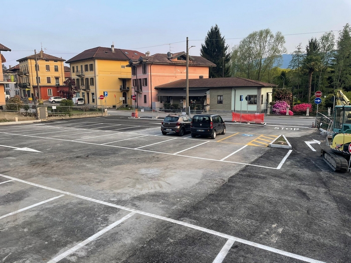 Il parcheggio non collaudato e non sicuro apre lo stesso