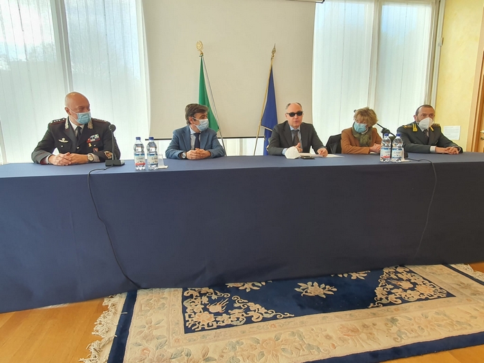 Green pass rinforzato, stretta di Natale. Controlli in tutto il Vco, anche con i vigili