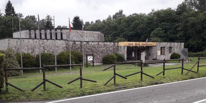 Vandali alla Casa della Resistenza