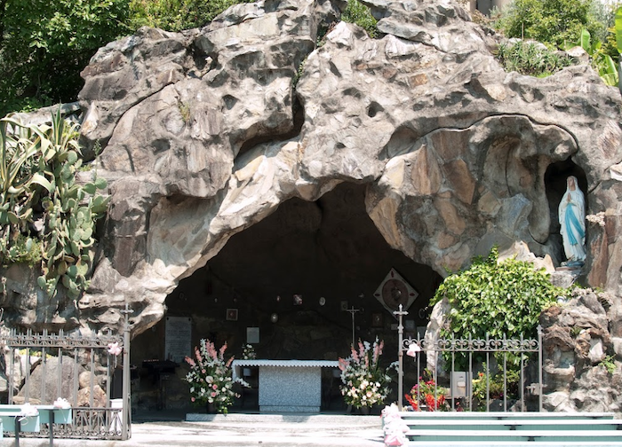 Cannero: si celebrano gli 82 anni della grotta di Lourdes 