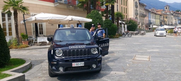 Pusher via whatsapp, 37enne arrestato per spaccio