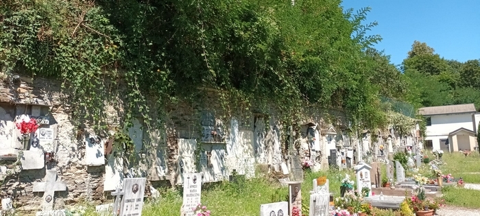 Intragna, cimitero in degrado