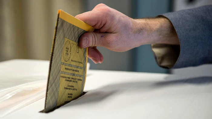 Elezioni, nelle liste minori cinque candidati del Vco tra centristi e antisistema