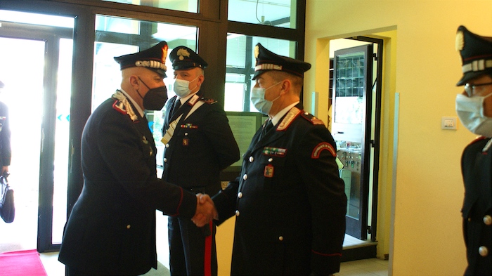 Il generale Gino Micale in visita nel VCO