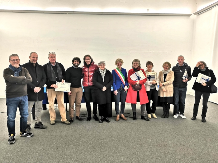 Verbania saluta e premia i suoi dipendenti andati in pensione