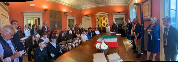 Cannobio dà il benvenuto civico a 28 neomaggiorenni