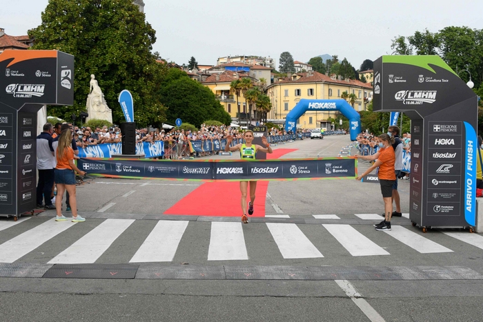 È il giorno della mezza maratona del Lago Maggiore