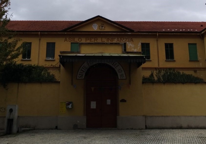 Open day con castagnata alle scuole di Intra