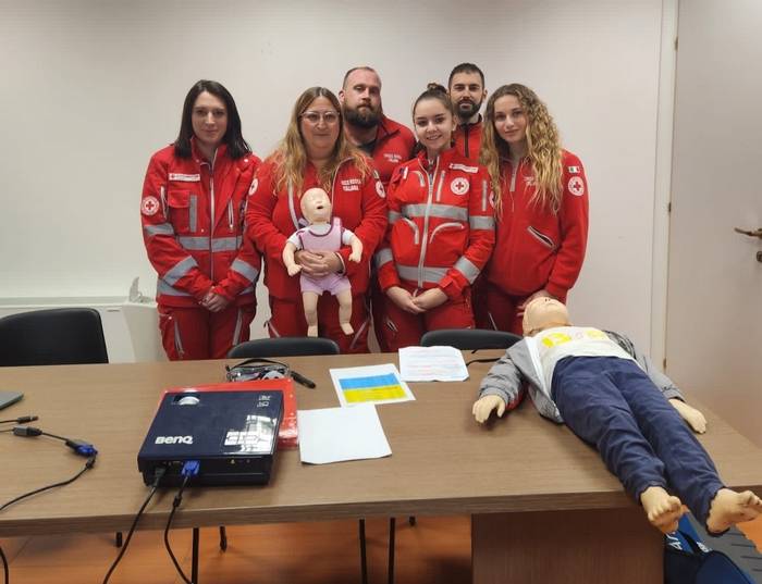 Genitori e nonni a lezione di disostruzione: successo del corso della Croce Rossa di Cannobio