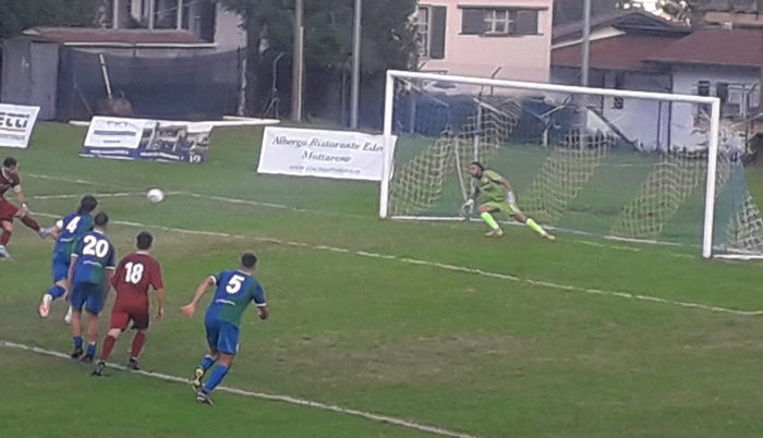 Stresa beffato nel recupero: un rigore al 95' regala la vittoria al Borgosesia