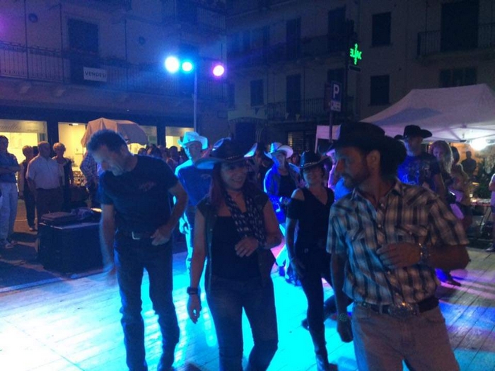 Stresa torna nel vecchio west con la festa country