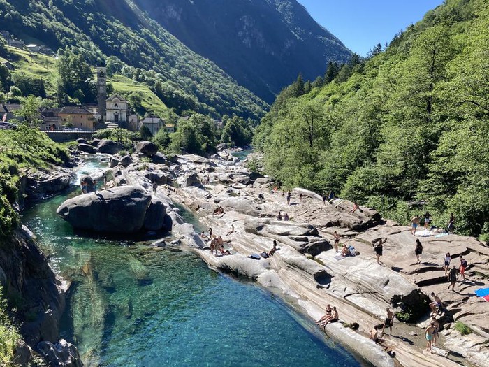 Ventenne italiano annega nel fiume in Ticino