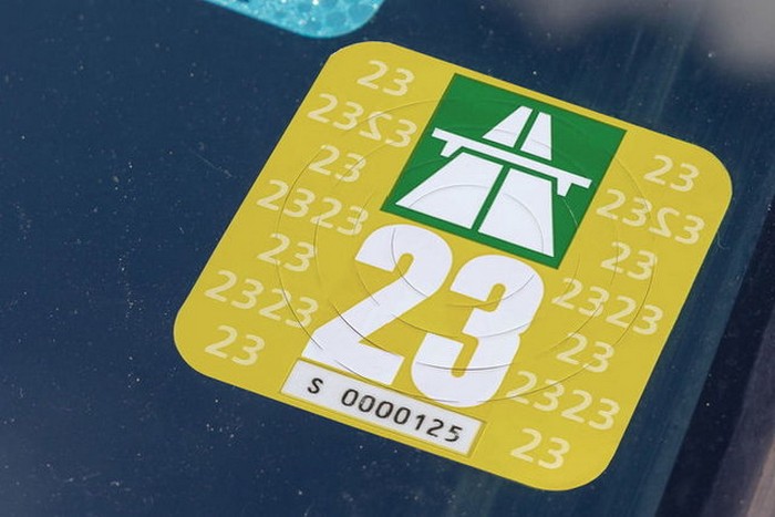 Pedaggio autostradale elettronico: in Svizzera arriva la “vignetta” digitale