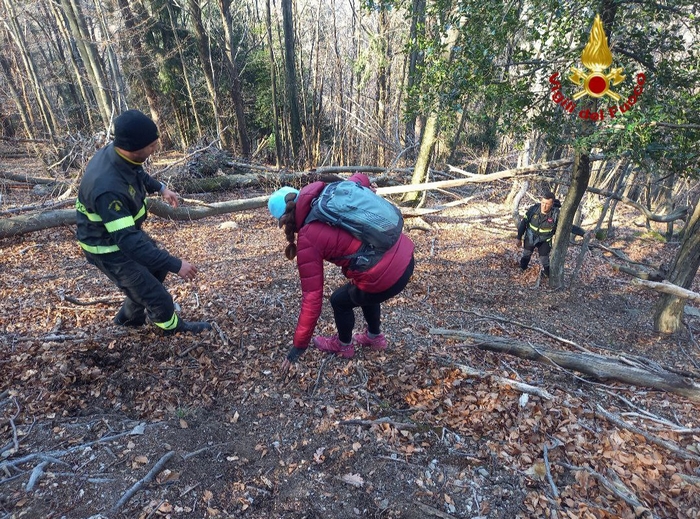 Passeggiata con disavventura, escursionista tedesca salvata dai vigili del fuoco