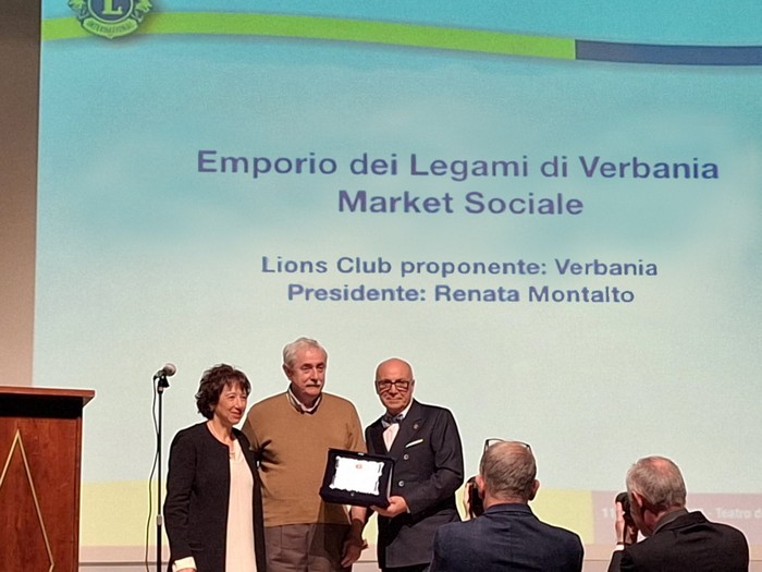 Il Lions premia l’Emporio dei legami: progetto d’eccellenza