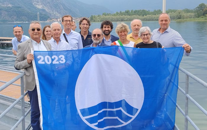 Verbania issa la Bandiera Blu