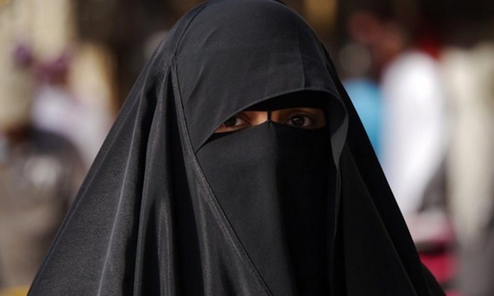 Primo sì della Svizzera alla legge anti-burqa
