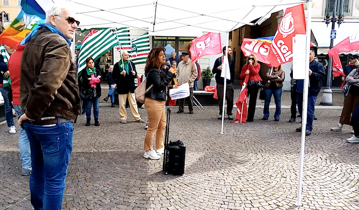 In piazza Ranzoni il presidio dei sindacati per la Sanità pubblica 