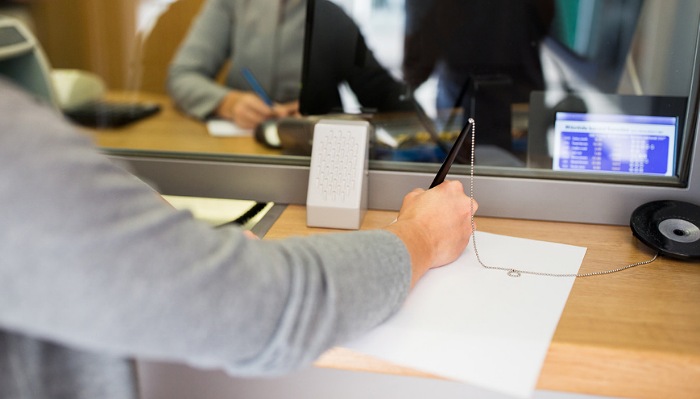 Banche a "dieta", in Piemonte -2 miliardi di depositi in un anno
