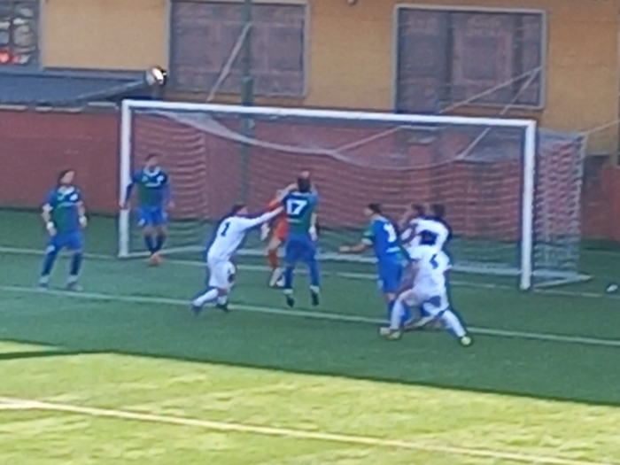 Stresa a caccia di punti salvezza con la Fezzanese