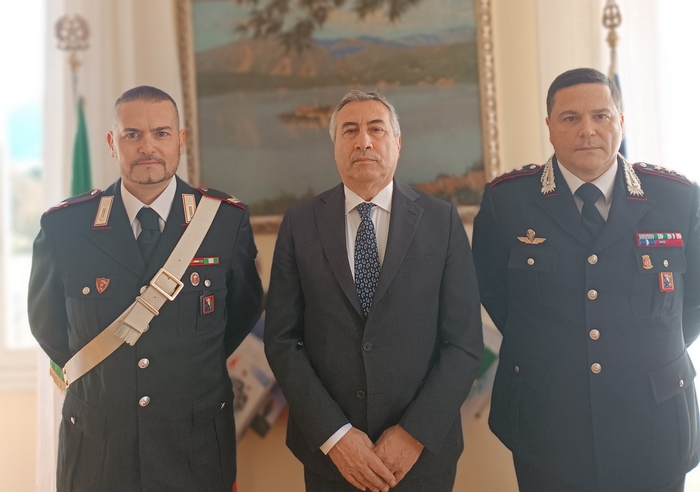 Il prefetto ringrazia il carabiniere che salvò una donna dal suicidio