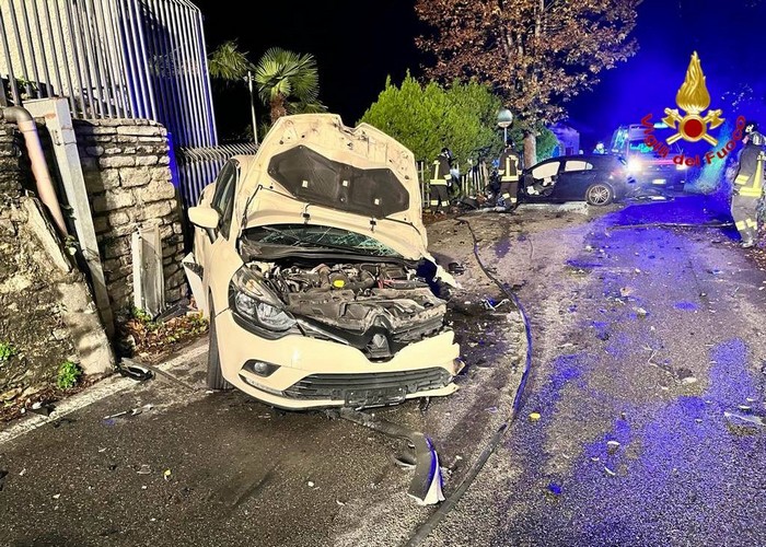 Scontro all'alba sulla statale, feriti 33enne e donna di 76 anni