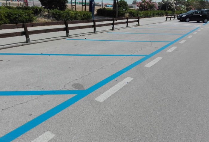 Cannobio sperimenta il posteggio in abbonamento a 230 euro l'anno