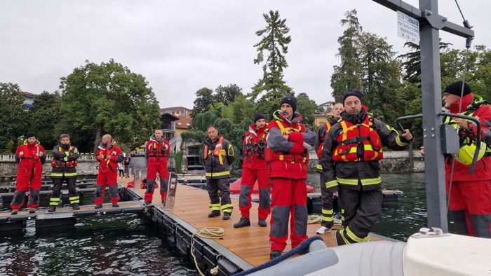 Tredici nuovi vigili del fuoco ottengono la patente nautica (foto)