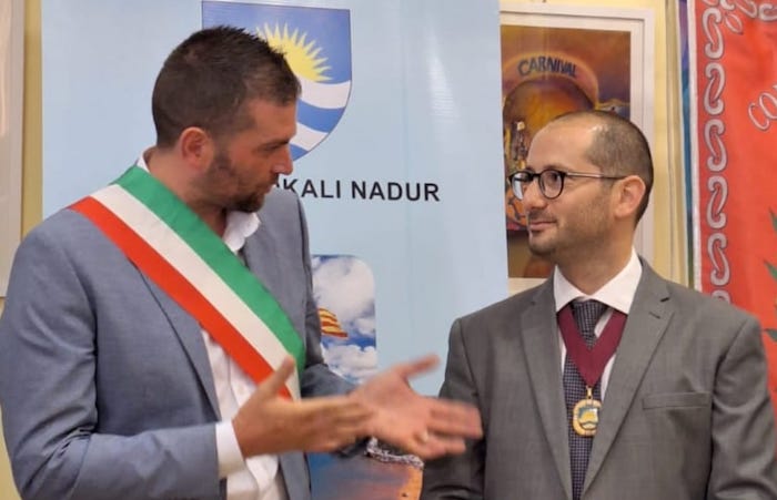 Baveno, proposta la cittadinanza onoraria al sindaco della città gemella di Nadur