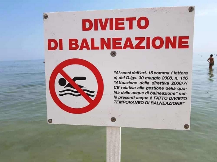 Divieti di balneazione a Villa Taranto e al Panizza
