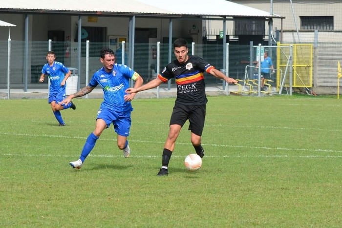 Sussulto dello Stresa, il Verbania raggiunto nel recupero dalla Pro Novara
