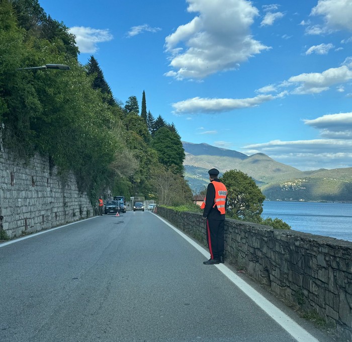 Auto in panne sulla ss34