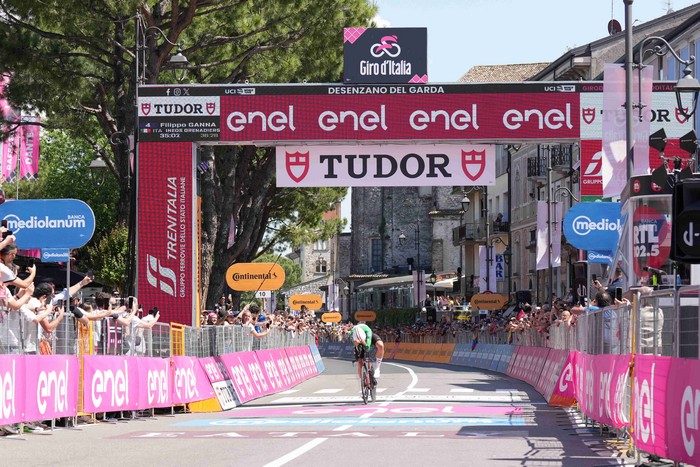 Giro d'Italia, TopGanna torna re a cronometro e supera Pogacar