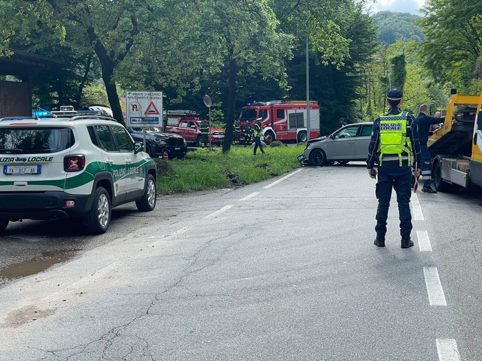 Provoca un incidente e rifiuta l'alcoltest: denunciato