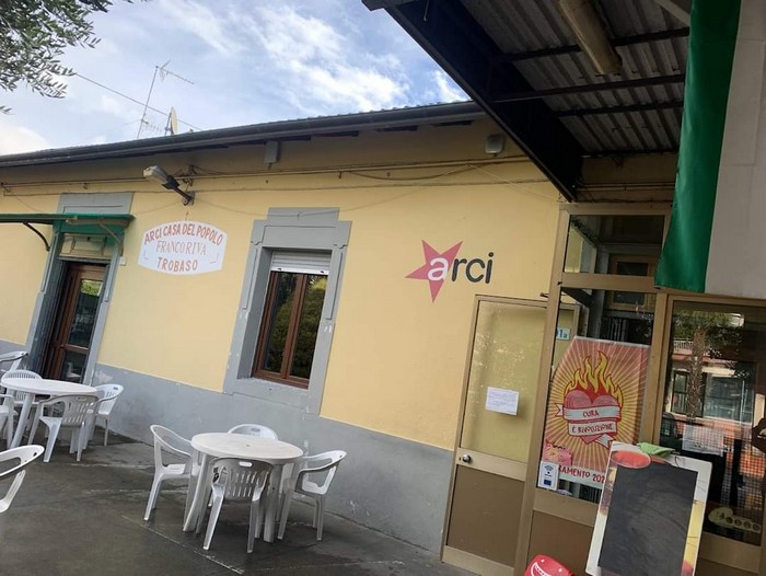 Una sottoscrizione on-line per salvare la storica Casa del popolo di Trobaso