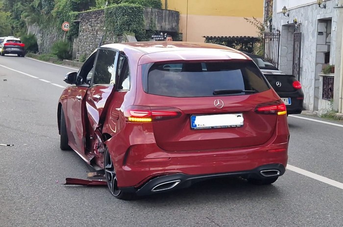 Incidente tra tre auto sulla ss34: nessun ferito ma code