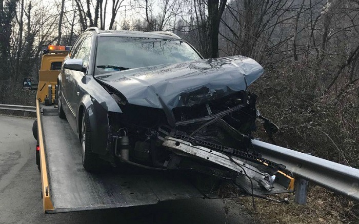 Tanti punti oscuri sull'auto rubata a Cireggio e ritrovata in Vallestrona