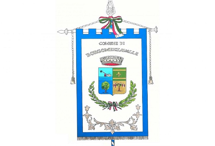 Dopo due anni, Borgomezzavalle ha il suo gonfalone